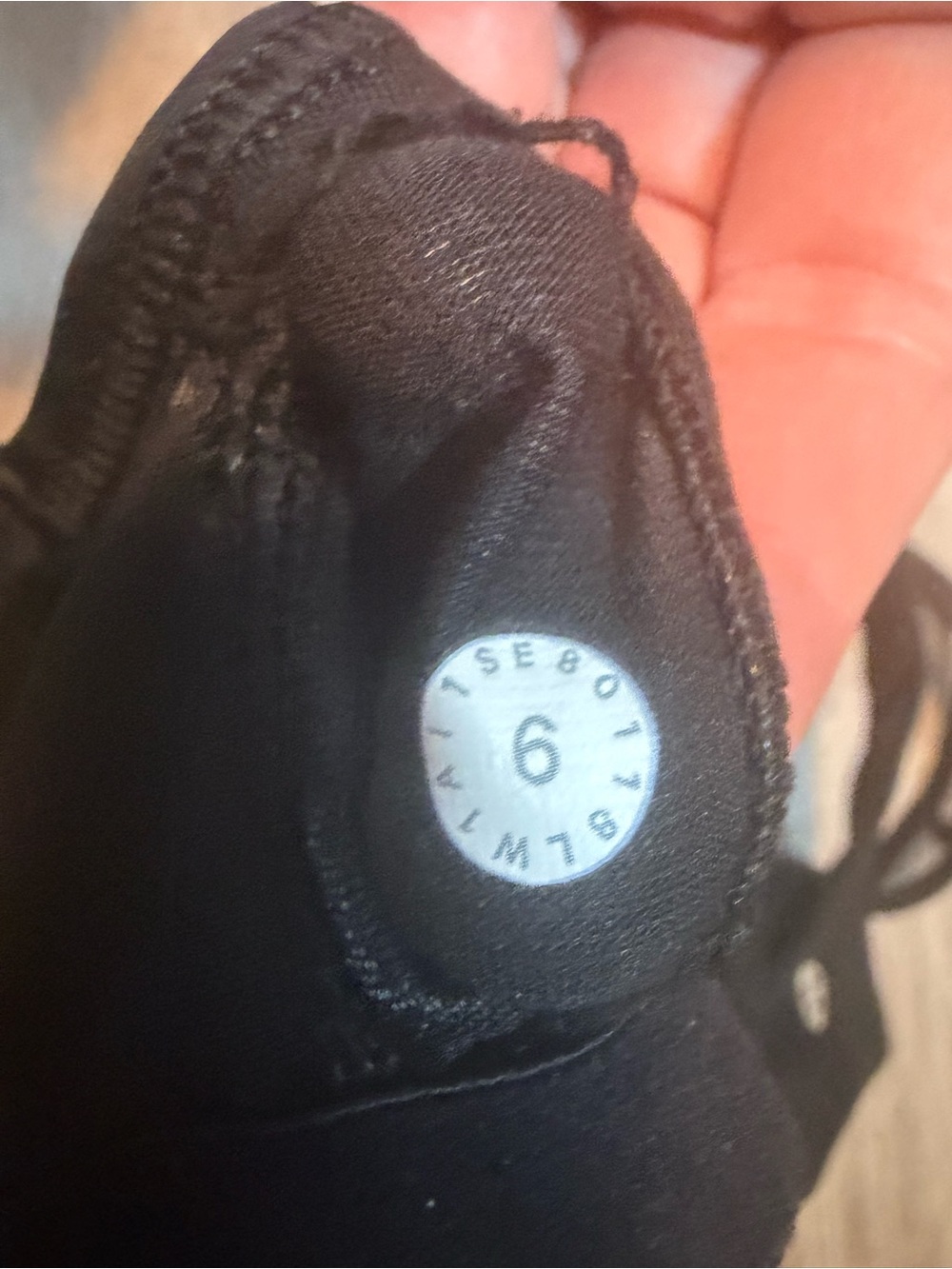 LULULEMON | BREAK FREE TANK - Picture 5 of 6